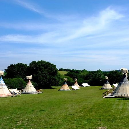 Big Sky Tipi Holidays Wartling Bagian luar foto